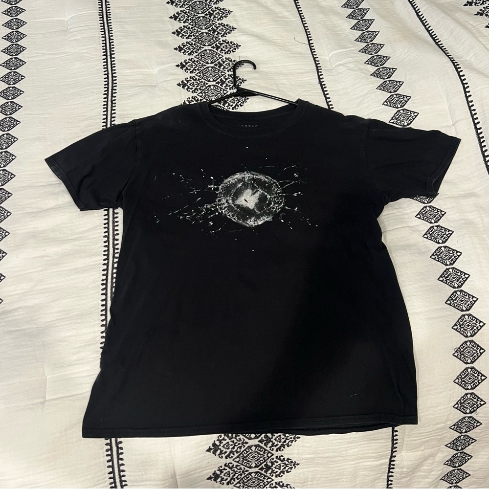 Tesla - Cybertruck Shattered Glass Mens Short Sleeve T - Size Large